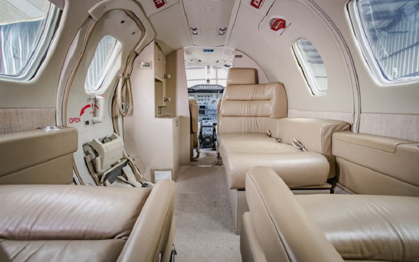 aereo d'affari Cessna 501